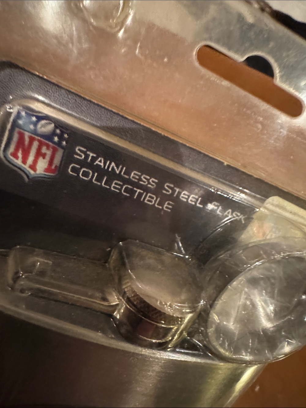 🆕 NFL Stainless Steel Seattle Seahawks Flask - Picture 2 of 5